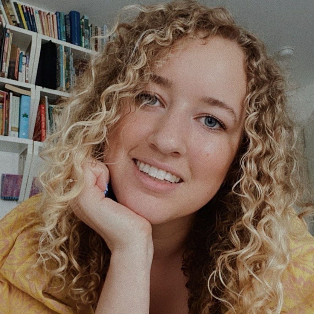 Meet your Posher, Emma